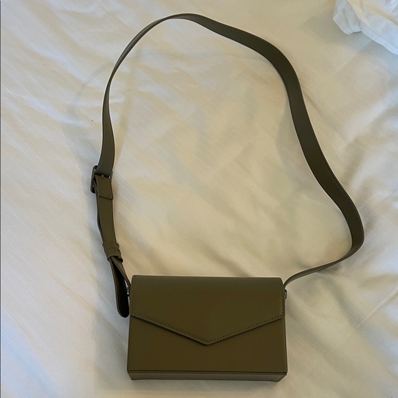 Zara Olive Crossbody Bag - Picture 2 of 4